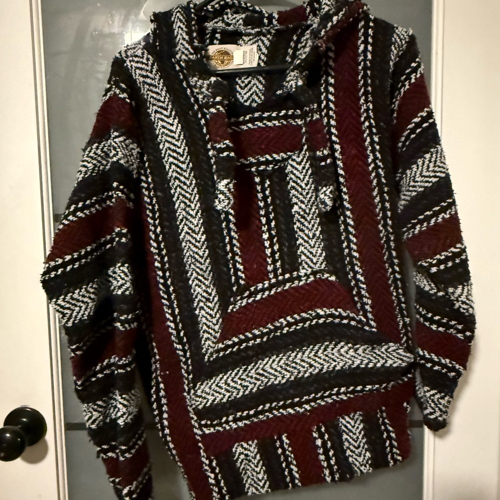 Earth Men's Chevron Pattern Sweater - Black, White, Maroon